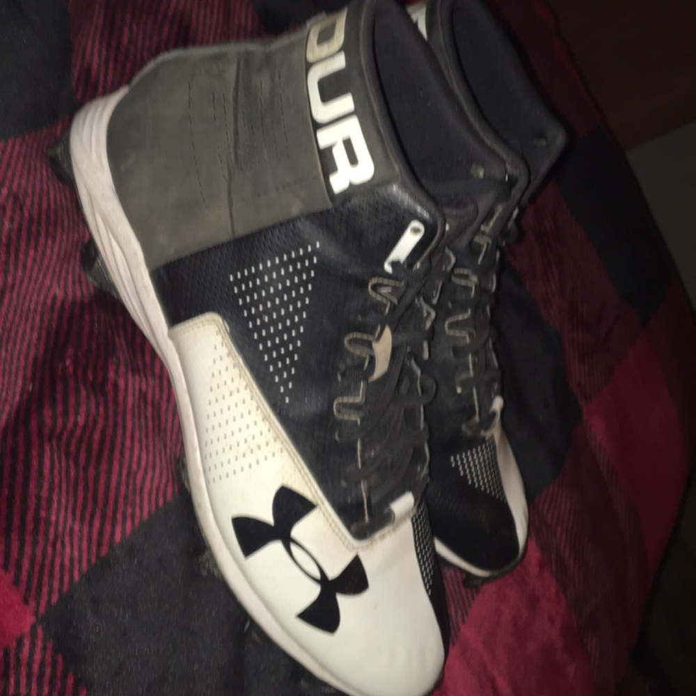 Under armour baseball cleats